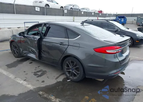 2018 Ford Fusion S z USA, uszkodzony, nr VIN 3FA6P0G7XJR127631